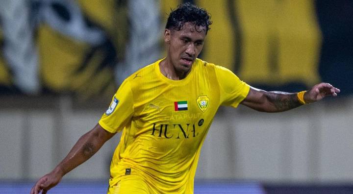Renato Tapia recibe fuerte mensaje en Emiratos Árabes tras partidos con Al Wasl: "Un..."