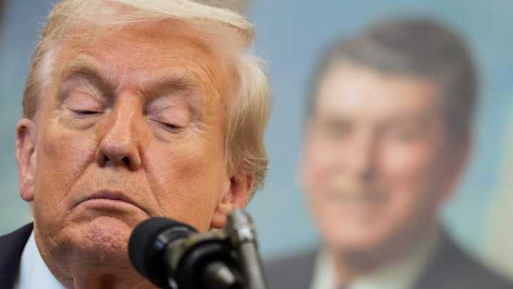 Donald Trump's approval rating: See the latest polls