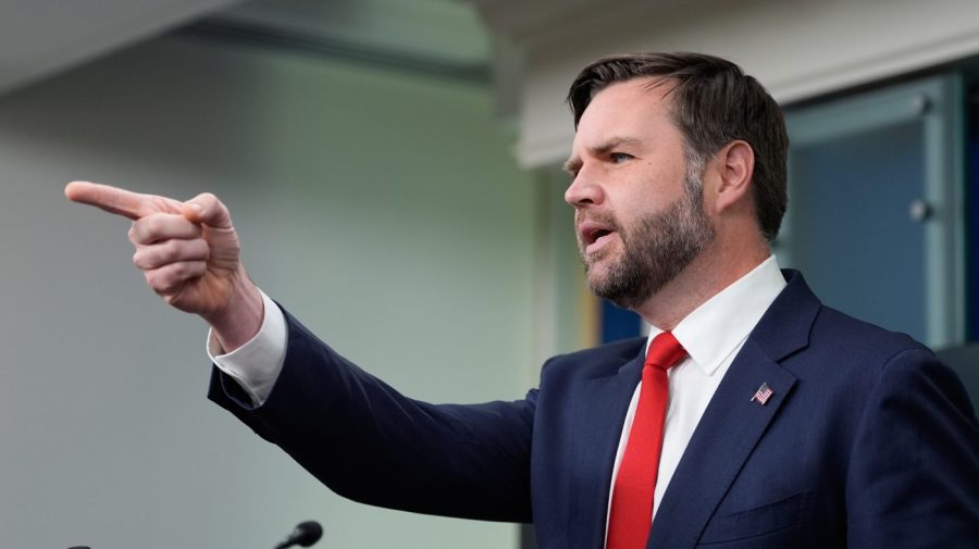 Vance blames ‘misreporting’ for uproar after Hegseth Qatari air force facility announcement