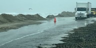 Highway 12 again closed near Rodanthe