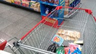 Para el super y los remedios, no hay plata