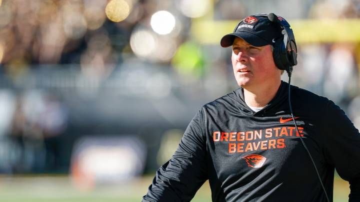 Oregon State fires Trent Bray with Beavers off to 0
