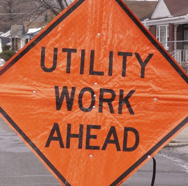 Water main break on 17th St NW in Minot, block closed