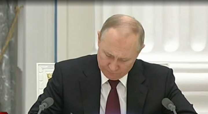 Putin brandishes a new nuclear-powered missile as he digs in over Russia’s demands on Ukraine
