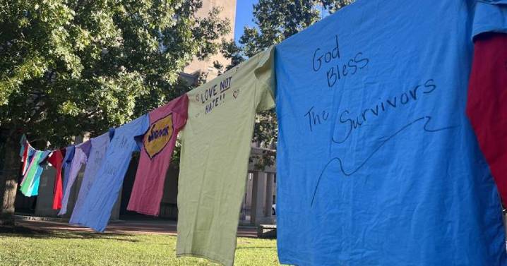 ‘Love does not hurt’: Lexington's vigil honors domestic violence survivors, offers support