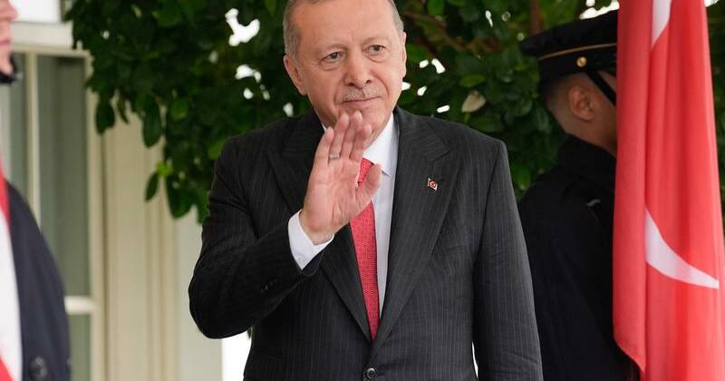 Turkey PM says West must press Israel to keep ceasefire