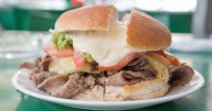 Día del Churrasco 2025: cinco sangucherías infalibles para celebrarlo en Santiago