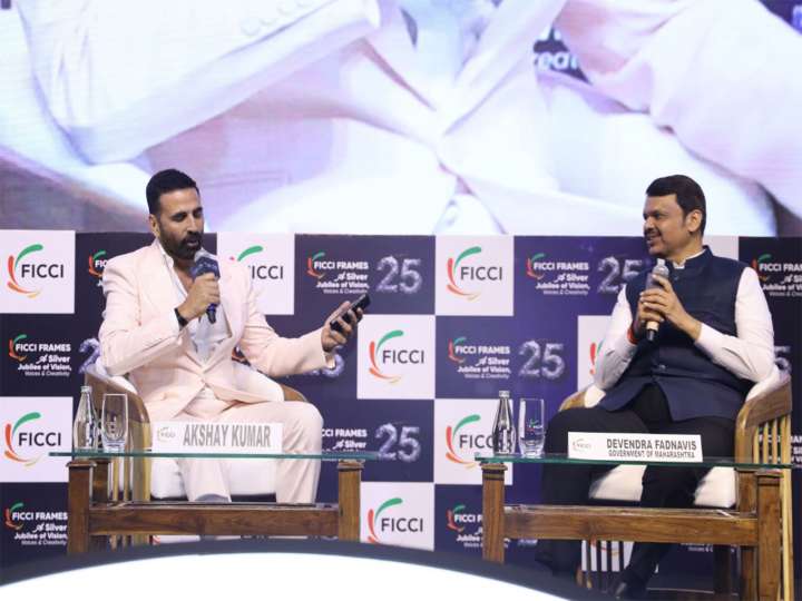 Akshay Kumar urges changes in Maharashtra Police's footwear