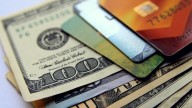 Dólar oficial y dólar tarjeta: banco por banco, a cuánto cotizan este miércoles 8 de octubre