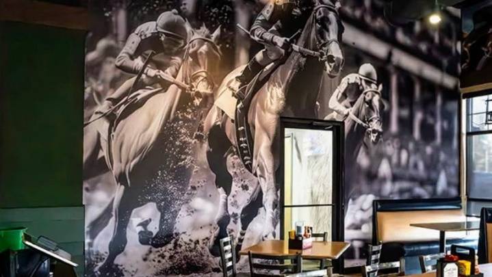 Lake Lorraine sports bar closes after only 6 months. Here's why