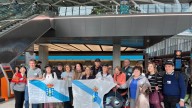 El emocionante regreso de emigrantes argentinos a Galicia 70 años después:"Estoy muy nerviosa, no sé si reír o llorar..."
