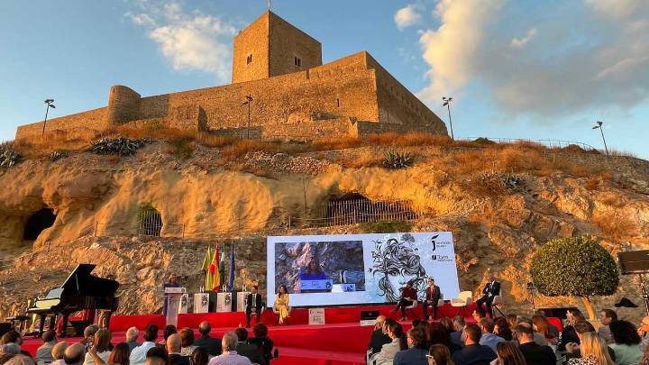 El Castillo de Alcaudete se convierte en epicentro del turismo jiennense con los Premios “Jaén, paraíso interior” 2025