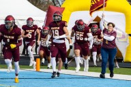 Late rallies lead Hope College, Calvin University football teams to wins