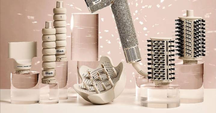 Shark hair styler that's sold out elsewhere is a 'must-have' Christmas present at £110 off