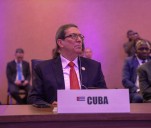 Cuba denuncia ante los No Alineados el peligroso despliegue militar de EE.UU. en el Caribe 15 de octubre de 2025 | Internacional El canciller cubano también condenó los "ataques" del Gobierno estadoun
