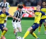 El Newcastle golea 4-0 en Champions