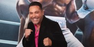 Óscar de la Hoya reconoce las virtudes de Crawford y las debilidades de Canelo: “El rival perfecto para descarrilar ese tren”