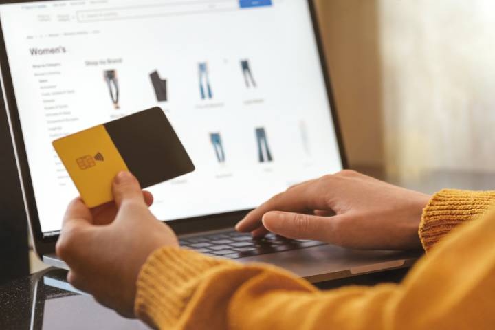 Adobe predicts AI-assisted online shopping to grow 520% during the 2025 U.S. holiday season