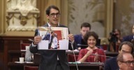 Prohens rechaza priorizar la subida de la ecotasa sobre otras propuestas en el Pacto de Sostenibilidad