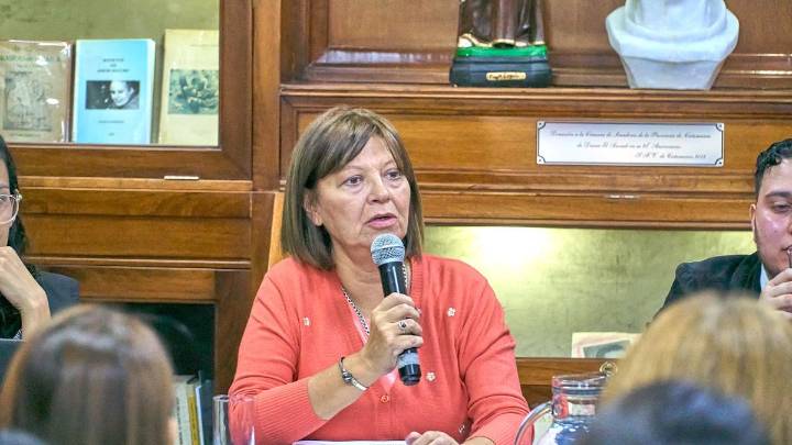 Adriana Díaz exige respuestas a candidatos locales