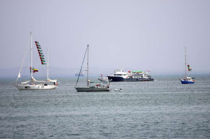 Activists say Israeli navy has begun intercepting a Gaza-bound aid flotilla Updated 29 mins ago