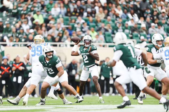 What Jonathan Smith said about injured QB Aidan Chiles’ status this week