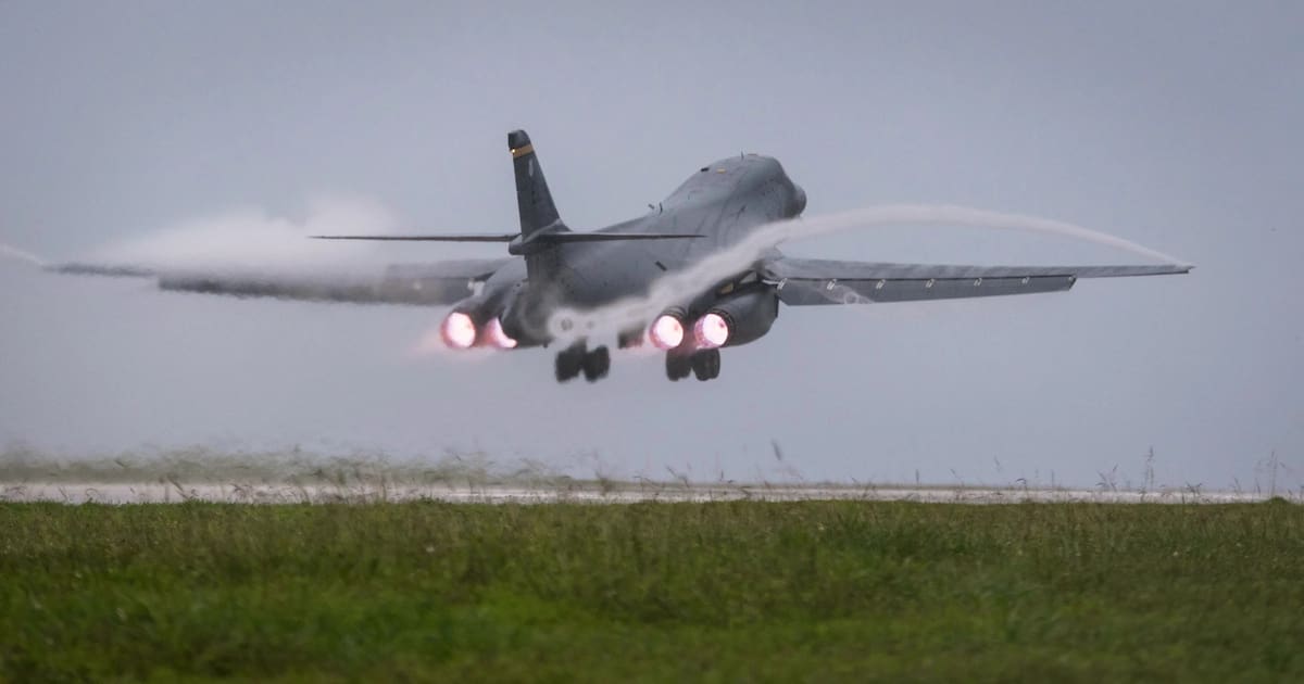 Reportan bombarderos supersónicos estadounidenses cerca de las costas de Venezuela