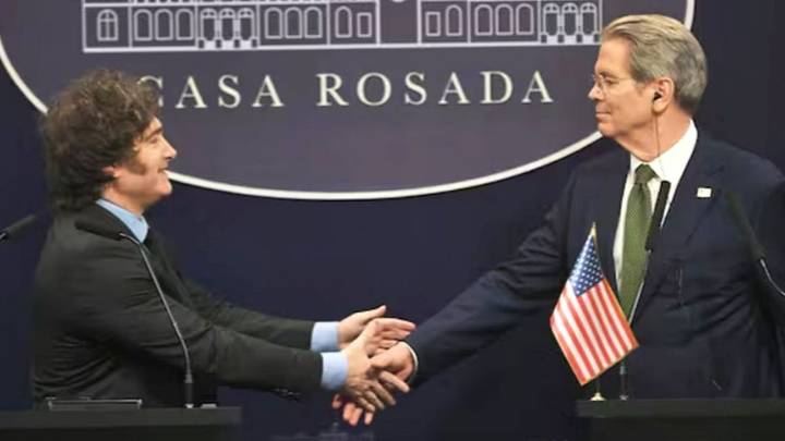 EEUU anunció que el salvataje a Argentina podría alcanzar a u$s40.000 millones y volvió a comprar pesos