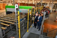 Productos forestales hechos en Corrientes partieron desde Misiones a Europa, Asia y EE.UU