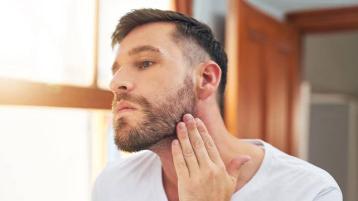 Dermatitis o tiña: cómo diferenciar las causas más comunes de irritación en la barba