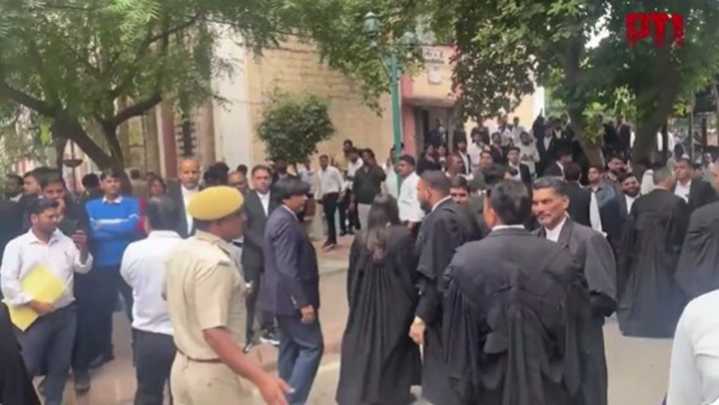 Rajasthan HC gets bomb threat via email; premises evacuated, search operation on