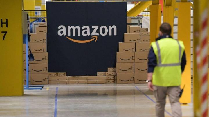 Amazon to replace 6 lakh human jobs with robots by 2033: NYT