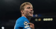 Rasmus Hojlund pointed Napoli celebration sends clear Man Utd message