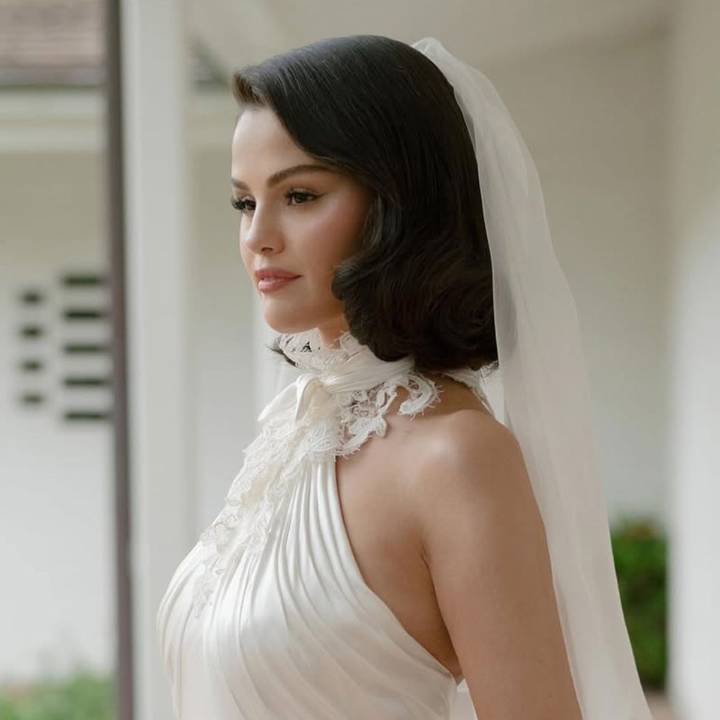 Why Selena Gomez Was 'Sobbing' After Her Wedding
