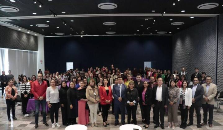 Instalan comisión que impulsa autonomía femenina