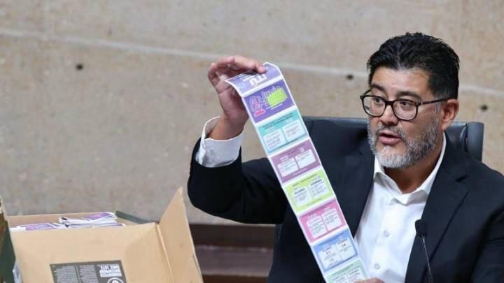 Vuelven los acordeones al TEPJF: magistrado propone confirmar sanciones a candidatas