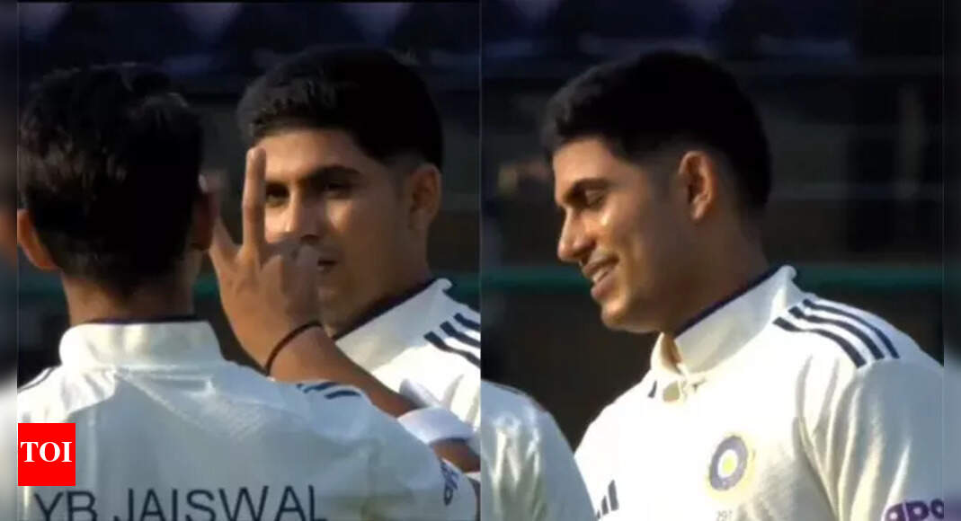 Viral moment! Yashasvi Jaiswal plays doctor for Shubman Gill after on