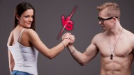 Estudio confirma el particular motivo por el que las mujeres viven más que los hombres