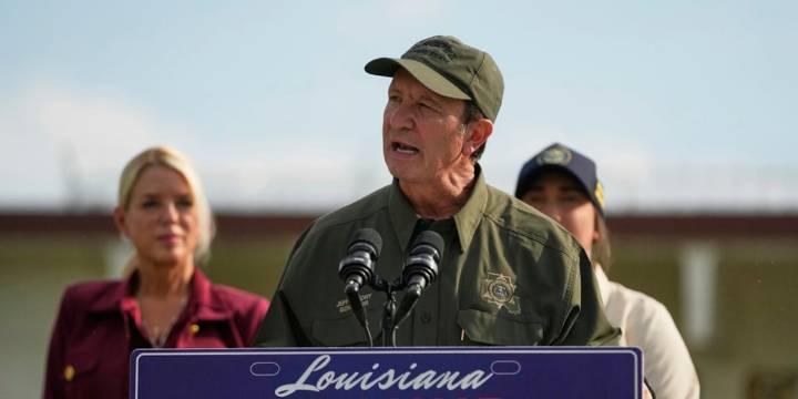 ACLU says ICE is unlawfully punishing immigrants at a notorious Louisiana detention center