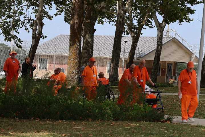 Parole board seeks binding opinion on medical parole statute