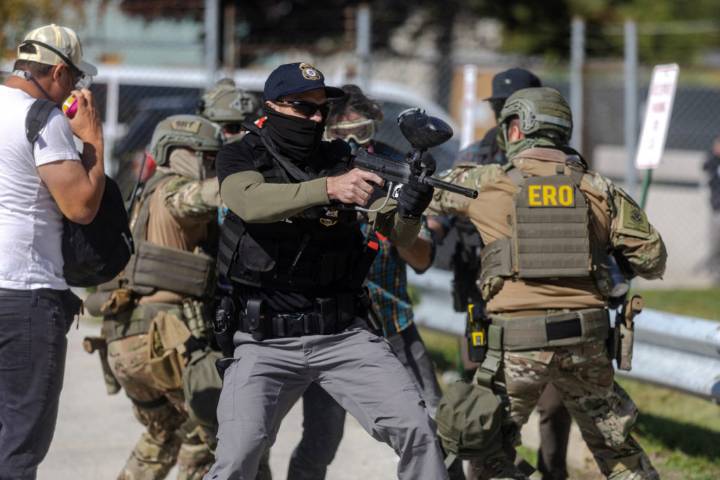 Immigration agents become increasingly aggressive in Chicago