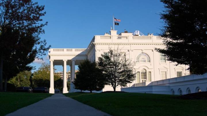 Trump renovates Lincoln Bathroom, strips away ‘totally inappropriate’ art deco style