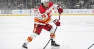 Calgary Flames blend youth into home-opener with Parekh, Honzek season debuts