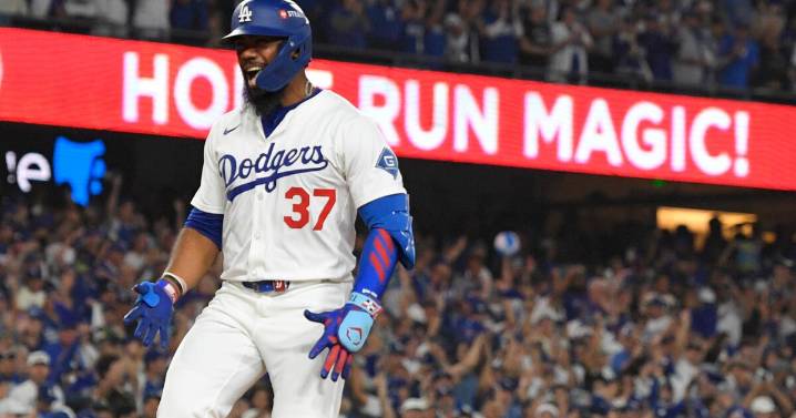Ohtani y Hernández guían a Dodgers a victoria sobre Rojos, al comenzar serie de comodines