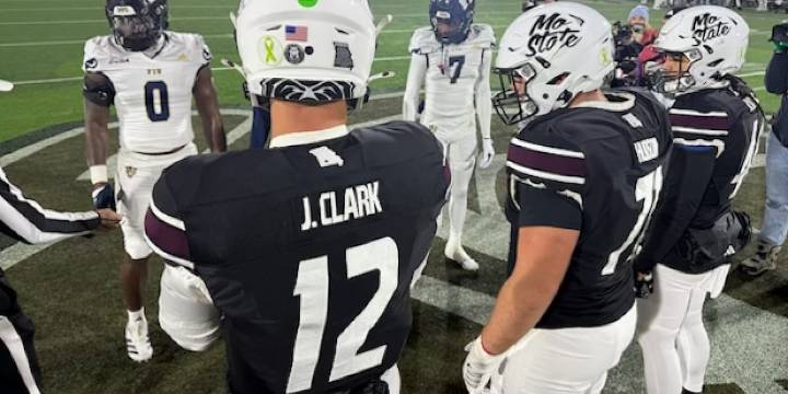 Shomari Lawrence rushes for 104 yards, 2 TDs against former team and Missouri State beats FIU