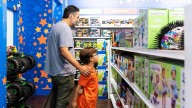 Toys R Us opening stand-alone store on Long Island
