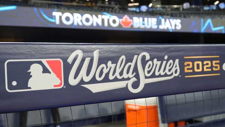 Blue Jays Add Injured All-Star Back To World Series Roster