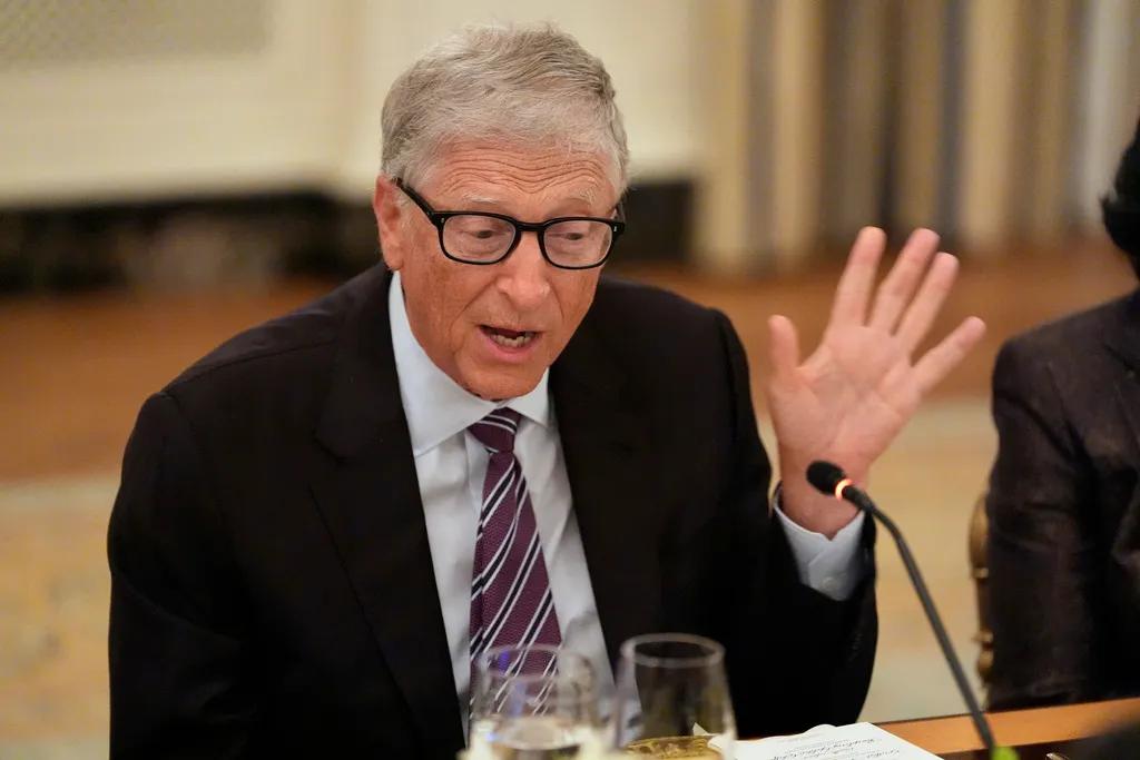 Senate probes tax-exempt status of Gates Foundation, others