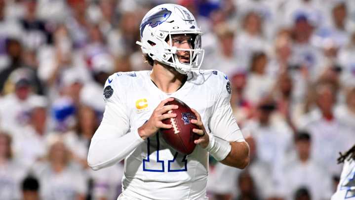 Bills fan in Matt Milano jersey runs off with Josh Allen pass on Sunday Night Football