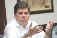 Investigado por presuntas irregularidades
